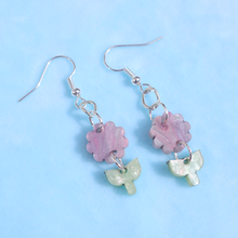 Load image into Gallery viewer, Blossom Earrings
