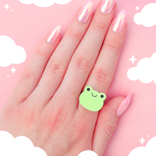 Load image into Gallery viewer, Mr Froggie Ring
